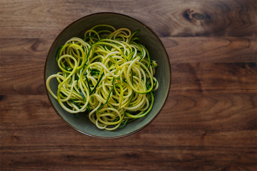 zucchini-spiralnudeln-roh