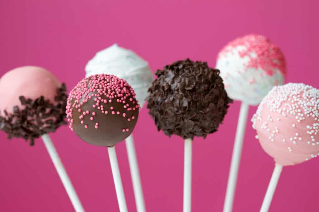 Cake pops mit Schlagsahne